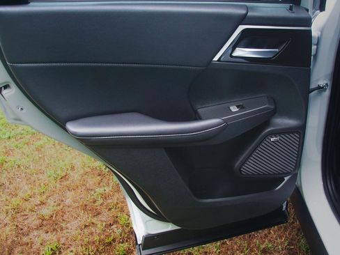 New 2025 Mitsubishi Outlander Trail Edition image 32