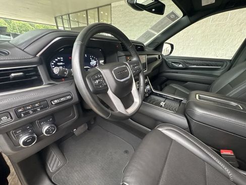 Certified 2024 GMC Yukon XL Denali AWD/4WD image 10