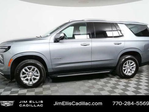 Used 2025 Chevrolet Tahoe LT AWD/4WD image 31