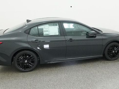 New 2026 Toyota Camry SE FWD image 10