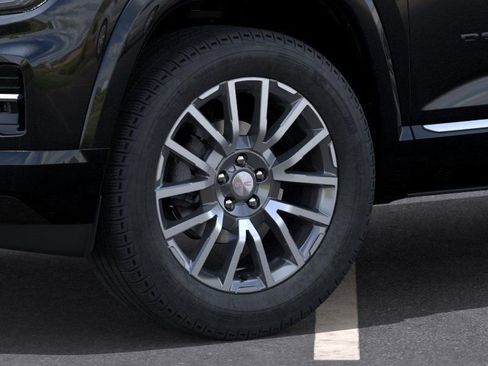 New 2026 GMC Terrain Denali w/ LPO, Black Badging Package AWD/4WD image 9