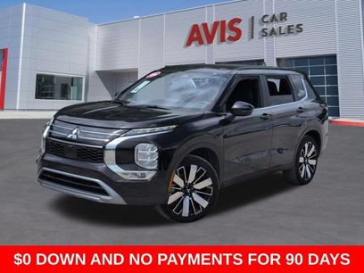 Used 2025 Mitsubishi Outlander SE