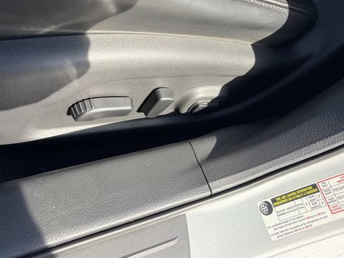 Used 2014 Nissan Altima 2.5 SL w/ Technology Package FWD image 9