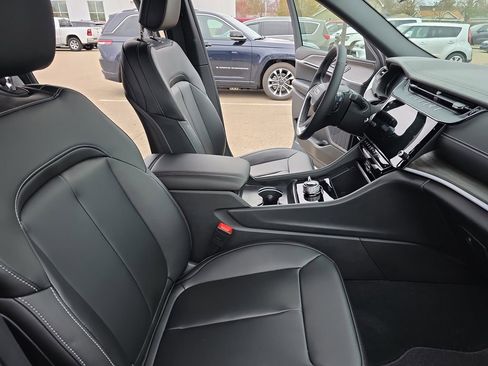 New 2026 Jeep Grand Cherokee Limited image 10