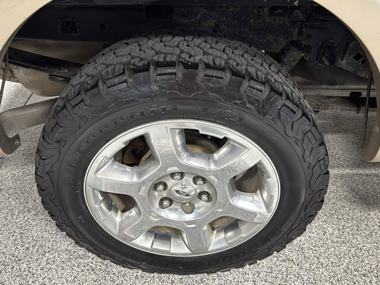 Used 2013 Ford F150 Lariat w/ Luxury Equipment Group AWD/4WD image 8