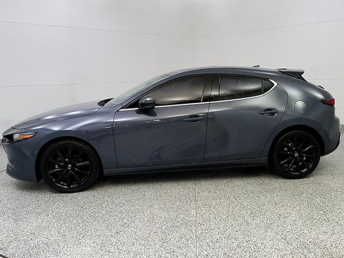 Used 2021 MAZDA MAZDA3 Hatchback w/Premium Plus Pkg AWD/4WD image 4