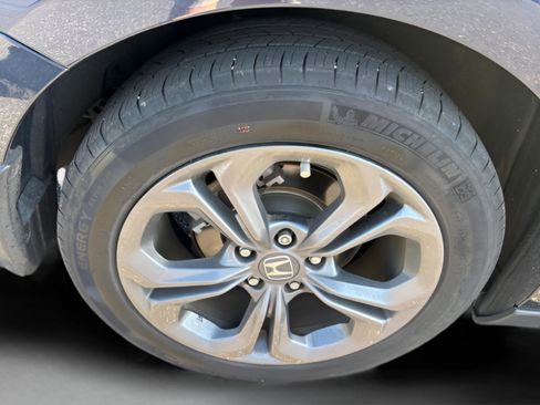 Certified 2023 Honda Accord EX image 34