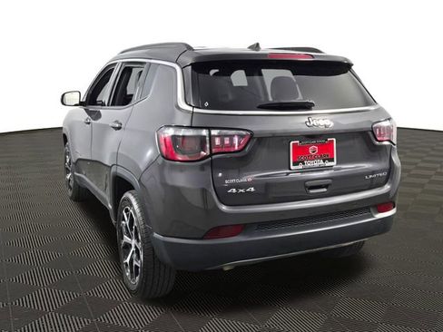 Used 2024 Jeep Compass Limited AWD/4WD image 5