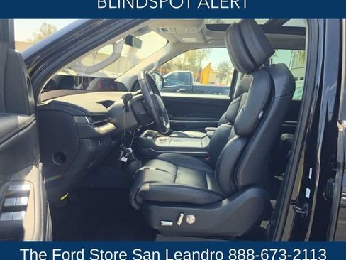 Used 2025 Lincoln Navigator L Reserve AWD/4WD image 14