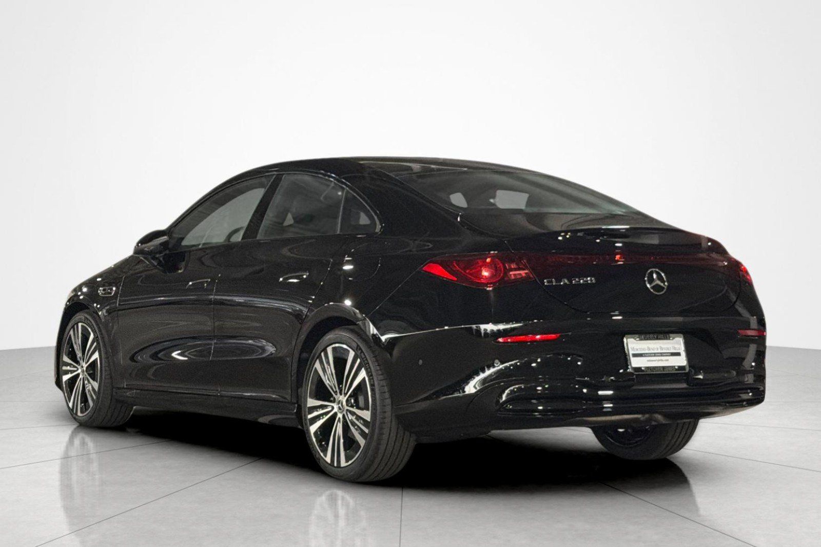 New 2027 Mercedes-Benz CLA 220 image 3