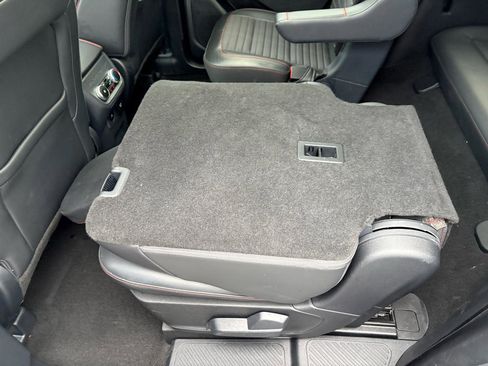 Used 2025 Ford Explorer ST-Line w/ Premium Package image 37