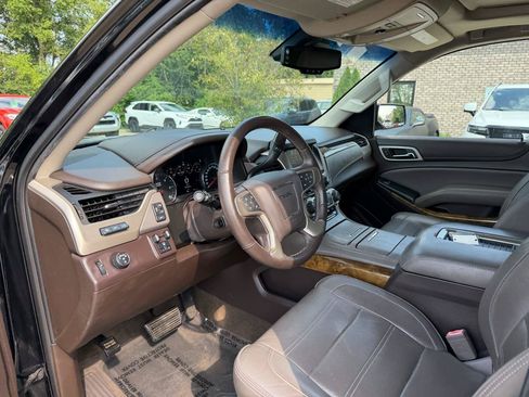 Used 2017 GMC Yukon Denali w/ Open Road Package RWD image 11