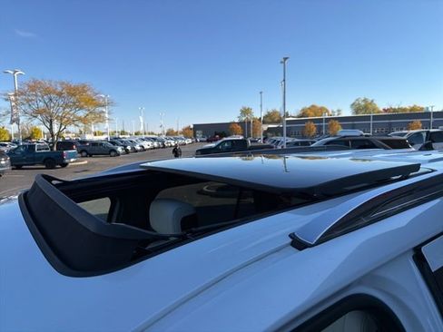 Used 2024 Toyota Sequoia Capstone image 53