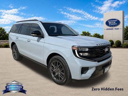 New 2027 Ford Expedition Platinum w/ Stealth Appearance Package