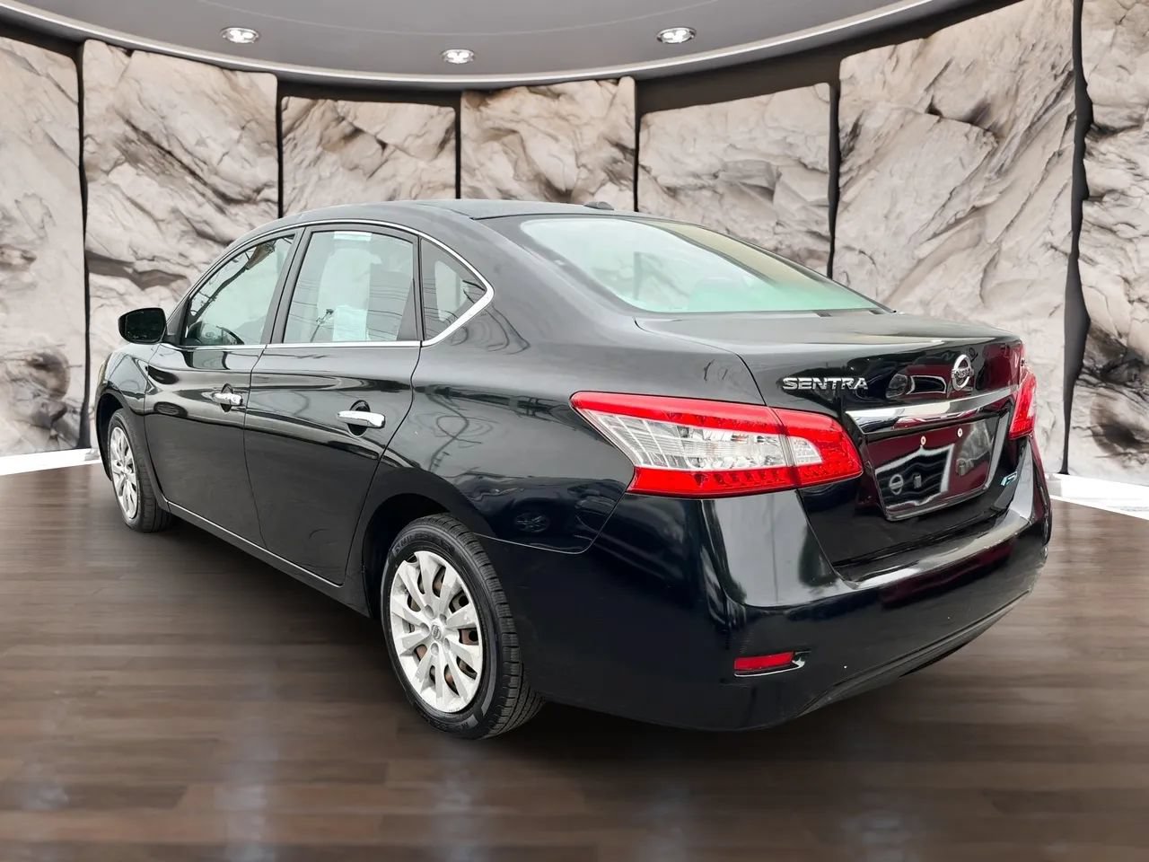 Used 2013 Nissan Sentra SV w/ Driver Pkg FWD image 7