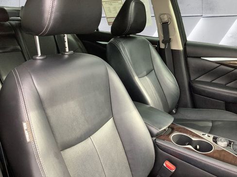 Used 2018 INFINITI Q50 Luxe w/ Sensory Package (Luxe) image 14