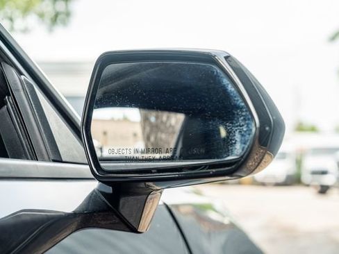 Used 2020 Chevrolet Camaro LT image 13