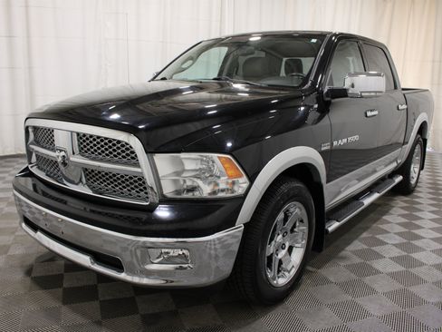 Used 2012 RAM 1500 Laramie AWD/4WD image 35