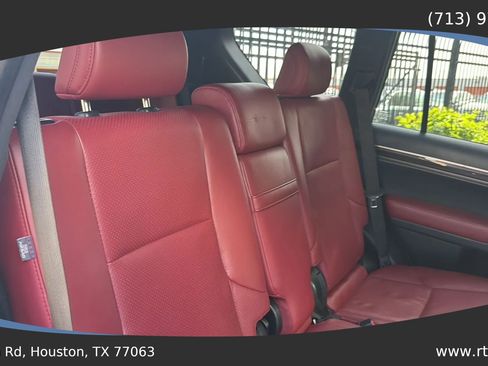 Used 2020 Lexus GX 460 Luxury w/ Accessory Package AWD/4WD image 40