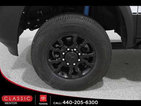 Used 2025 RAM 2500 Power Wagon AWD/4WD image 26