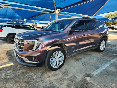 Used 2024 GMC Acadia Elevation w/ Luxury Package FWD image 2