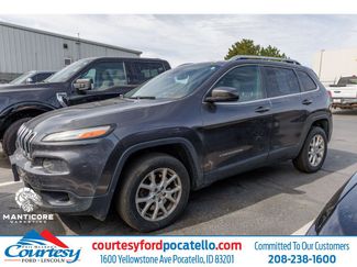 Used 2014 Jeep Cherokee Latitude w/ Cold Weather Group AWD/4WD video 1
