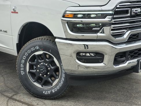 New 2026 RAM 2500 Laramie AWD/4WD image 6
