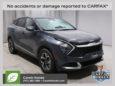Used 2024 Kia Sportage LX image 1
