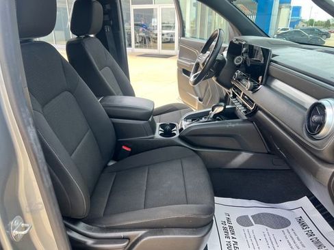 Certified 2023 Chevrolet Colorado LT AWD/4WD image 16