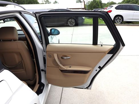 Used 2008 BMW 328xi Wagon AWD/4WD image 27