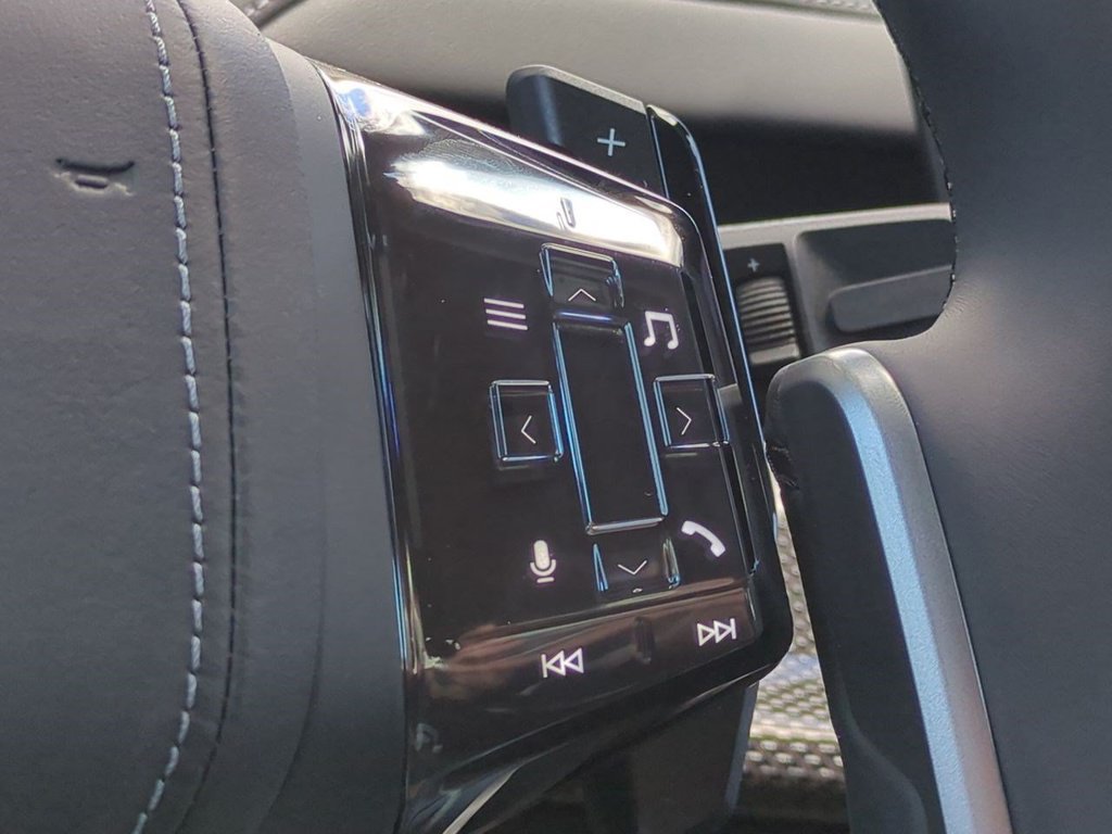 New 2027 BMW 740i RWD image 25