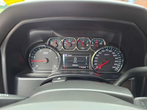 Used 2015 Chevrolet Silverado 2500 LT w/ LT Convenience Package AWD/4WD image 18
