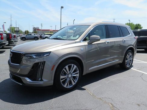 Used 2023 Cadillac XT6 Premium Luxury w/ Technology Package image 8