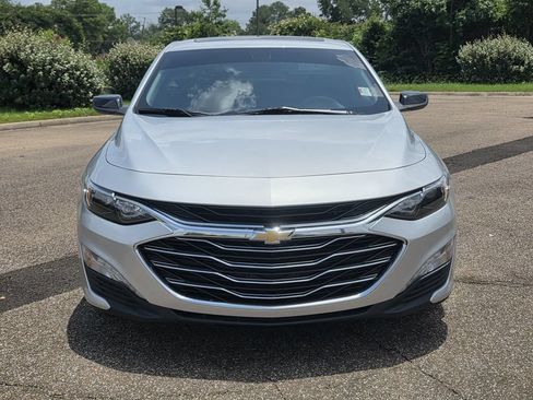 Certified 2022 Chevrolet Malibu LT FWD image 2