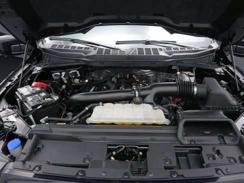 Used 2025 Ford F150 Lariat w/ Equipment Group 501A Mid image 11