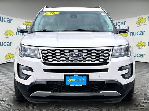 Used 2017 Ford Explorer Platinum AWD/4WD image 2
