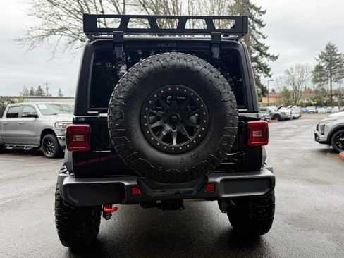 Used 2025 Jeep Wrangler Unlimited Rubicon image 10