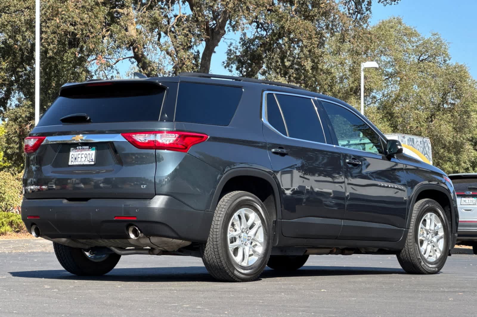 Used 2020 Chevrolet Traverse LT AWD/4WD image 2