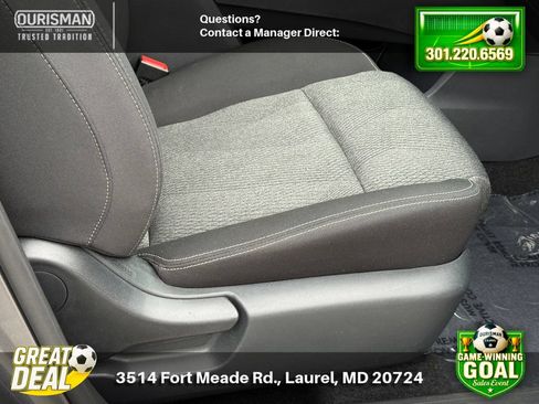 Used 2024 Nissan Rogue SV AWD/4WD image 11