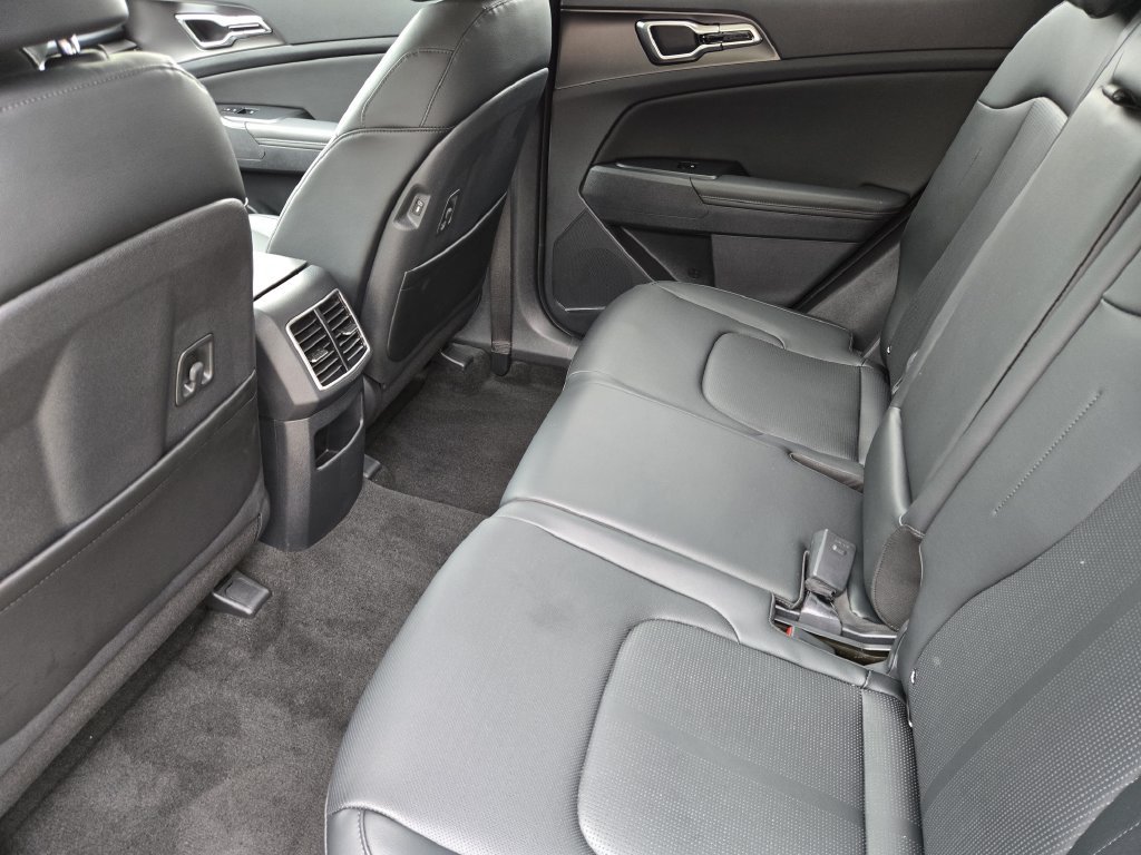 New 2026 Kia Sportage SX FWD image 22
