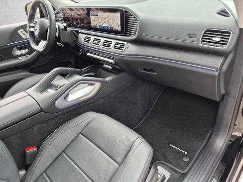 Used 2026 Mercedes-Benz GLS 450 4MATIC image 23