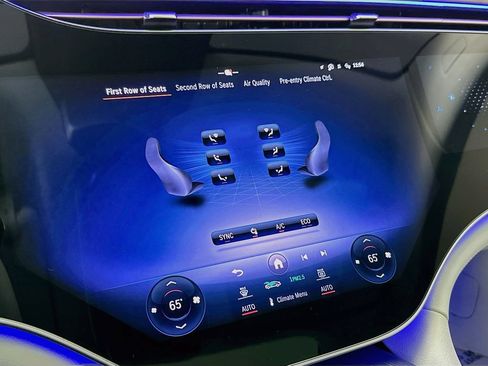 Certified 2023 Mercedes-Benz EQS 580 4MATIC Sedan image 16