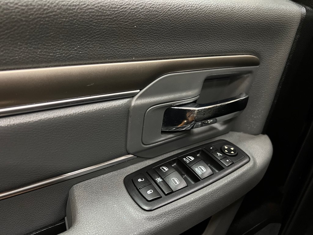 Used 2016 RAM 1500 Big Horn AWD/4WD image 34