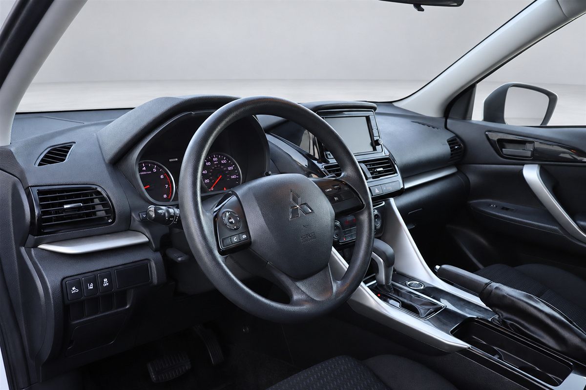 Used 2024 Mitsubishi Eclipse Cross ES AWD/4WD image 26