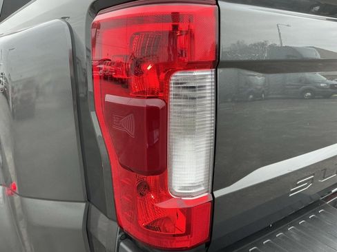 Used 2019 Ford F350 Lariat w/ Lariat Ultimate Package image 14