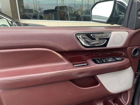 Used 2019 Lincoln Navigator Black Label image 13