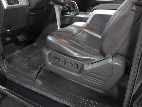 Used 2013 Ford F150 Raptor w/ Luxury Equipment Group image 86