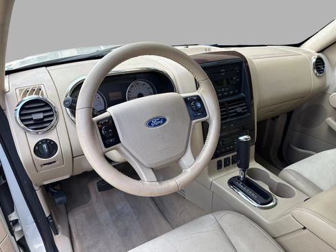 Used 2006 Ford Explorer Limited RWD image 21
