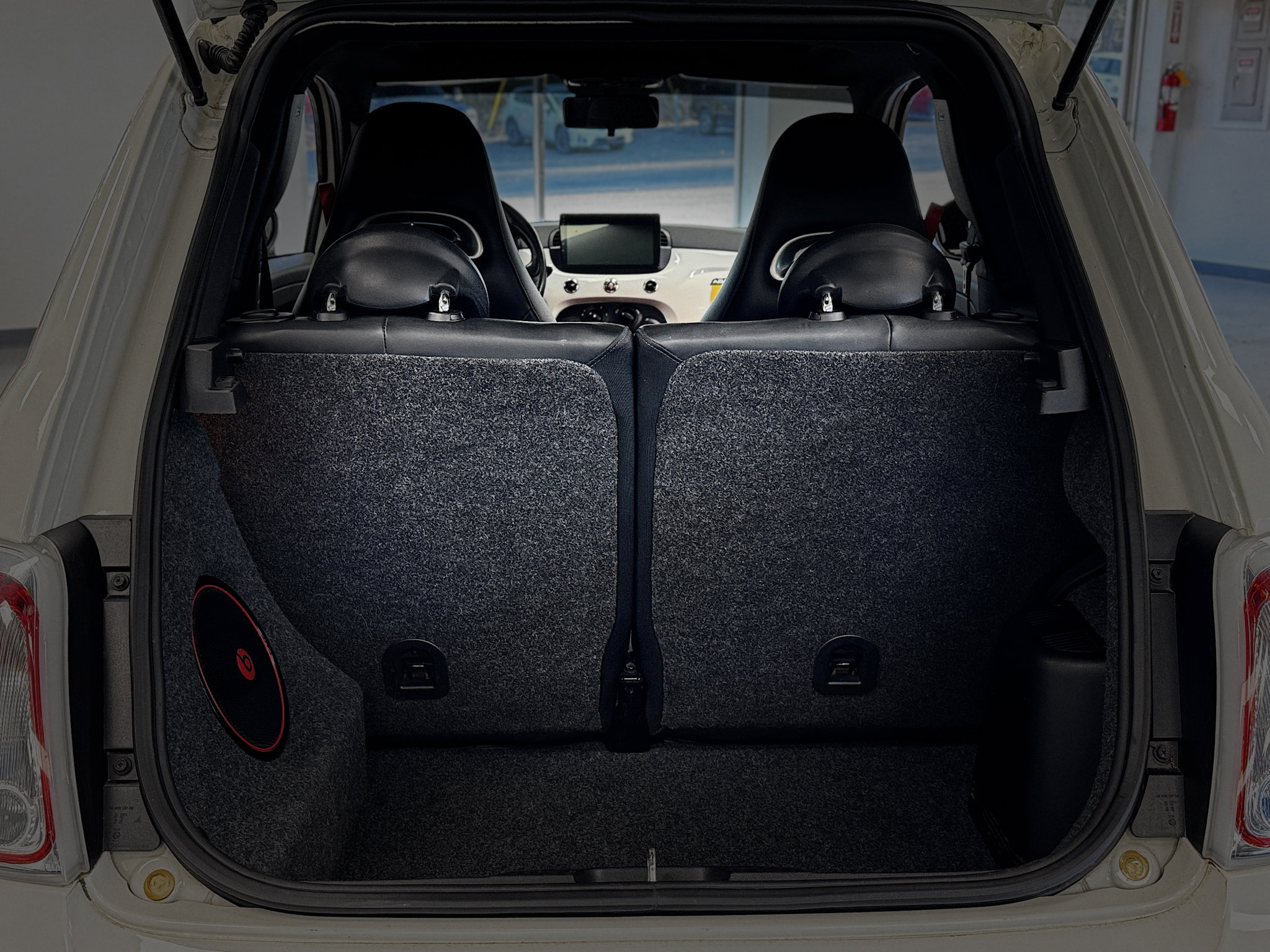 Used 2013 FIAT 500 Abarth w/ Beats Audio Pkg FWD image 25