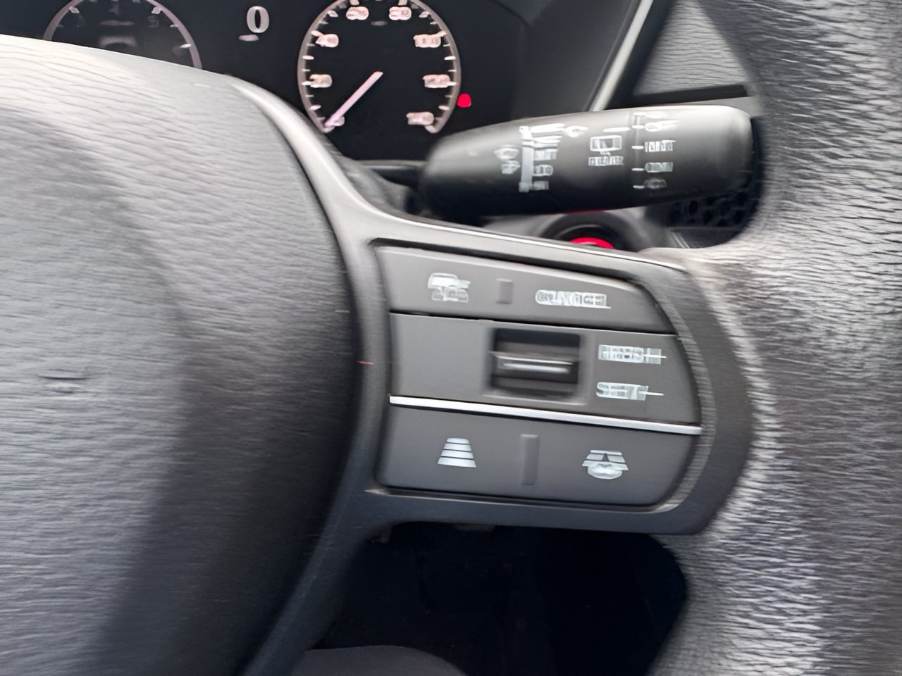 Used 2024 Honda CR-V LX image 12
